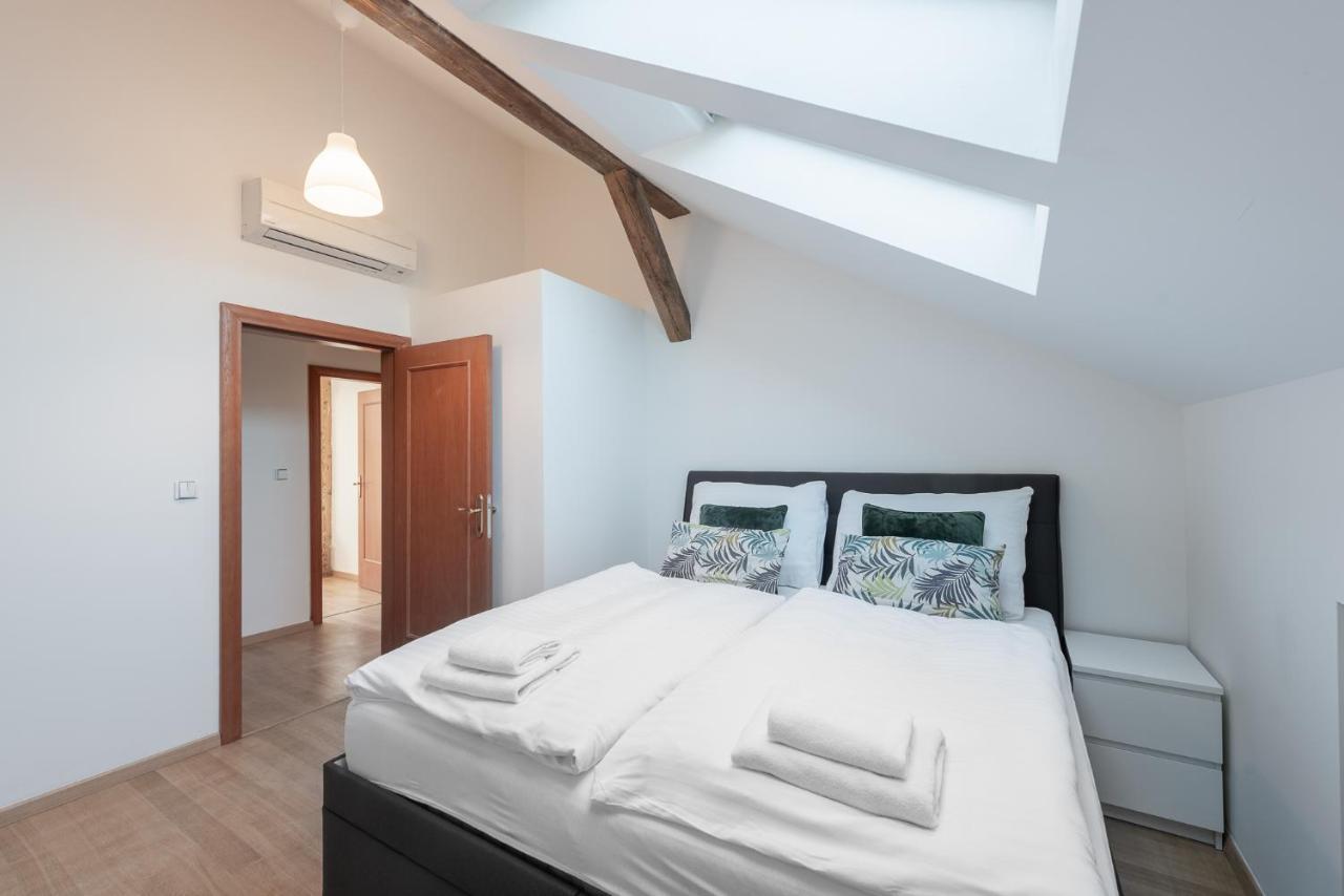 Tesnov Residence Grande Apartments Praga Zewnętrze zdjęcie